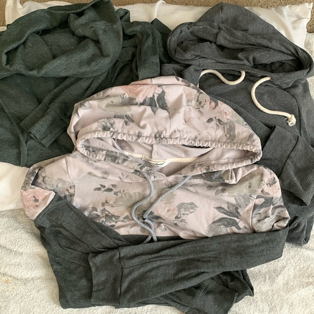 Nursing sweater bundle